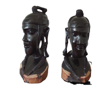 Load image into Gallery viewer, Maasai Adults Carving
